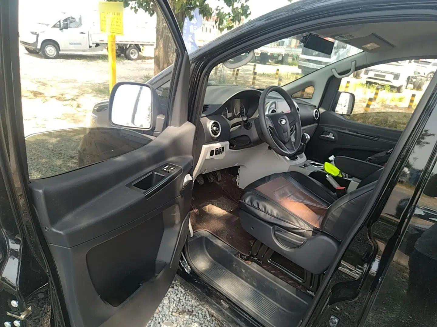 JAC Refine M3 2023 PLUS 1.5T 5/7-seat Classic Edition — миниатюра 18
