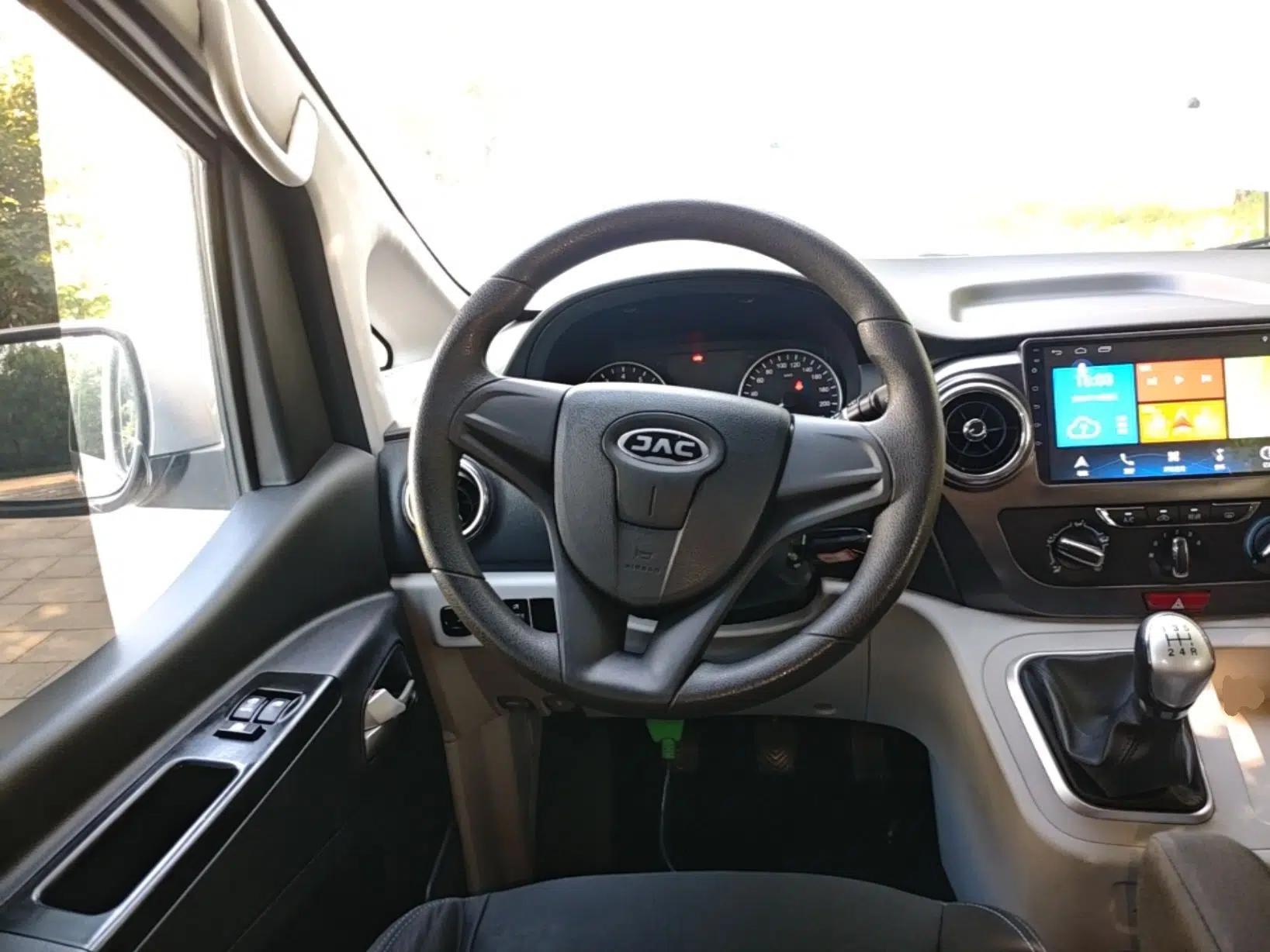 JAC Refine M3 2019 PLUS IKEA Edition 1.8L Luxury 9-Seater — миниатюра 13