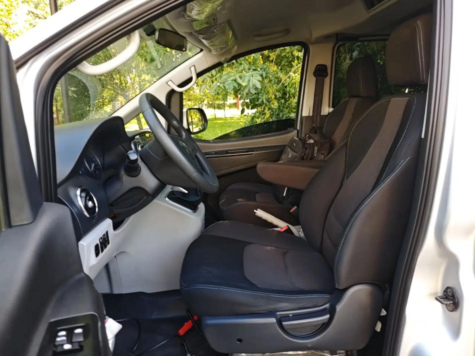 JAC Refine M3 2019 PLUS IKEA Edition 1.8L Luxury 9-Seater — миниатюра 17