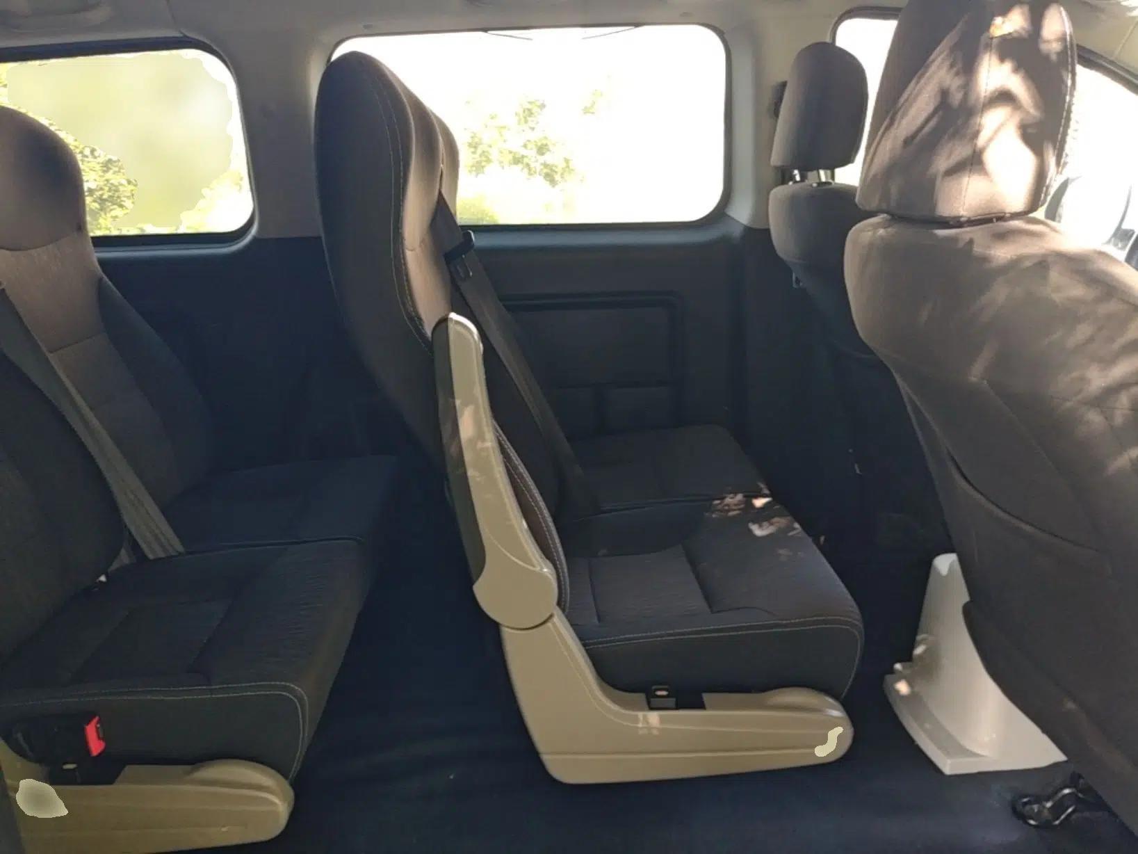 JAC Refine M3 2019 PLUS IKEA Edition 1.8L Luxury 9-Seater — миниатюра 20