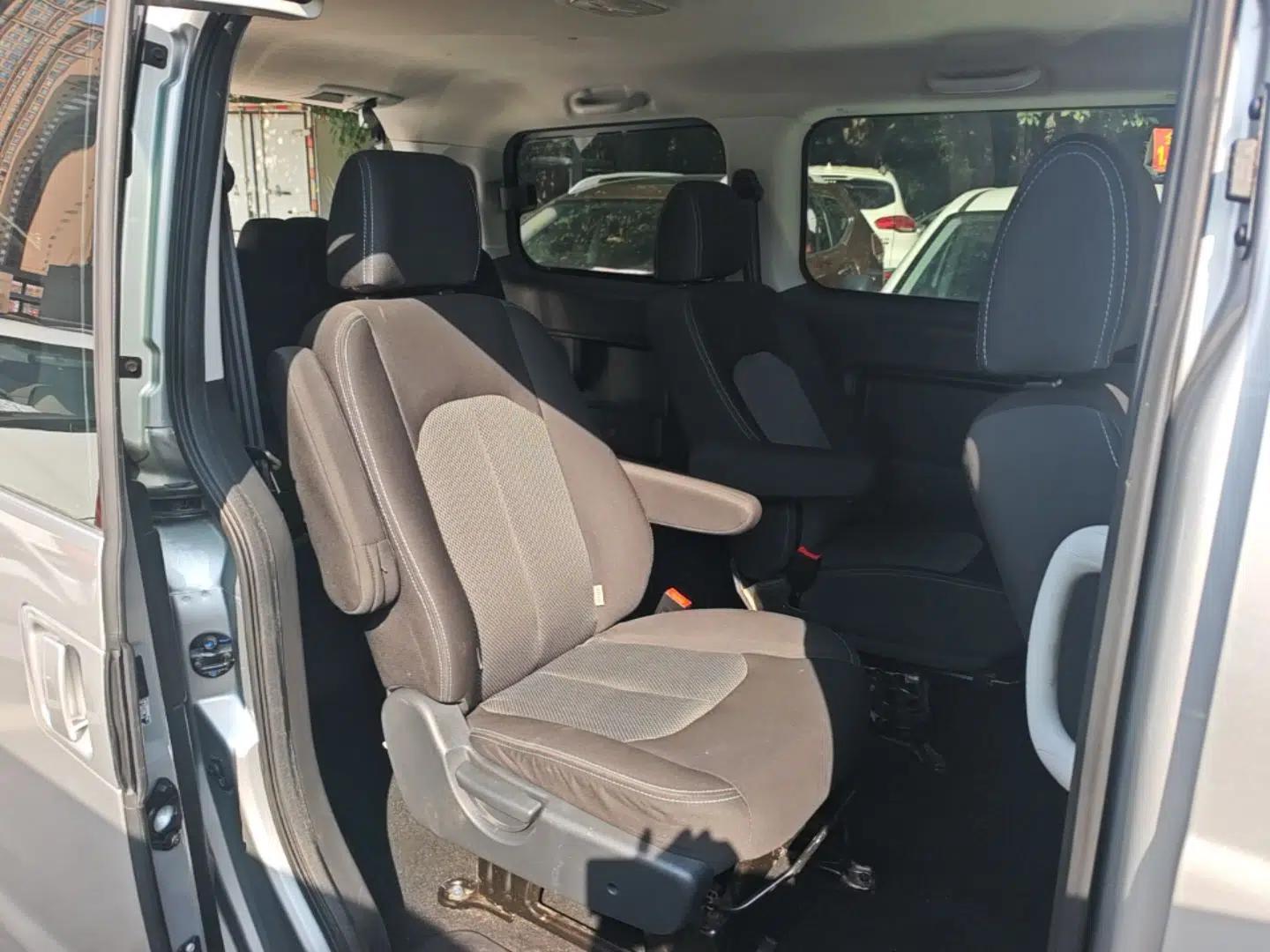 JAC Refine M3 2016 IKEA Edition 1.6L Luxury Smart Model — миниатюра 20