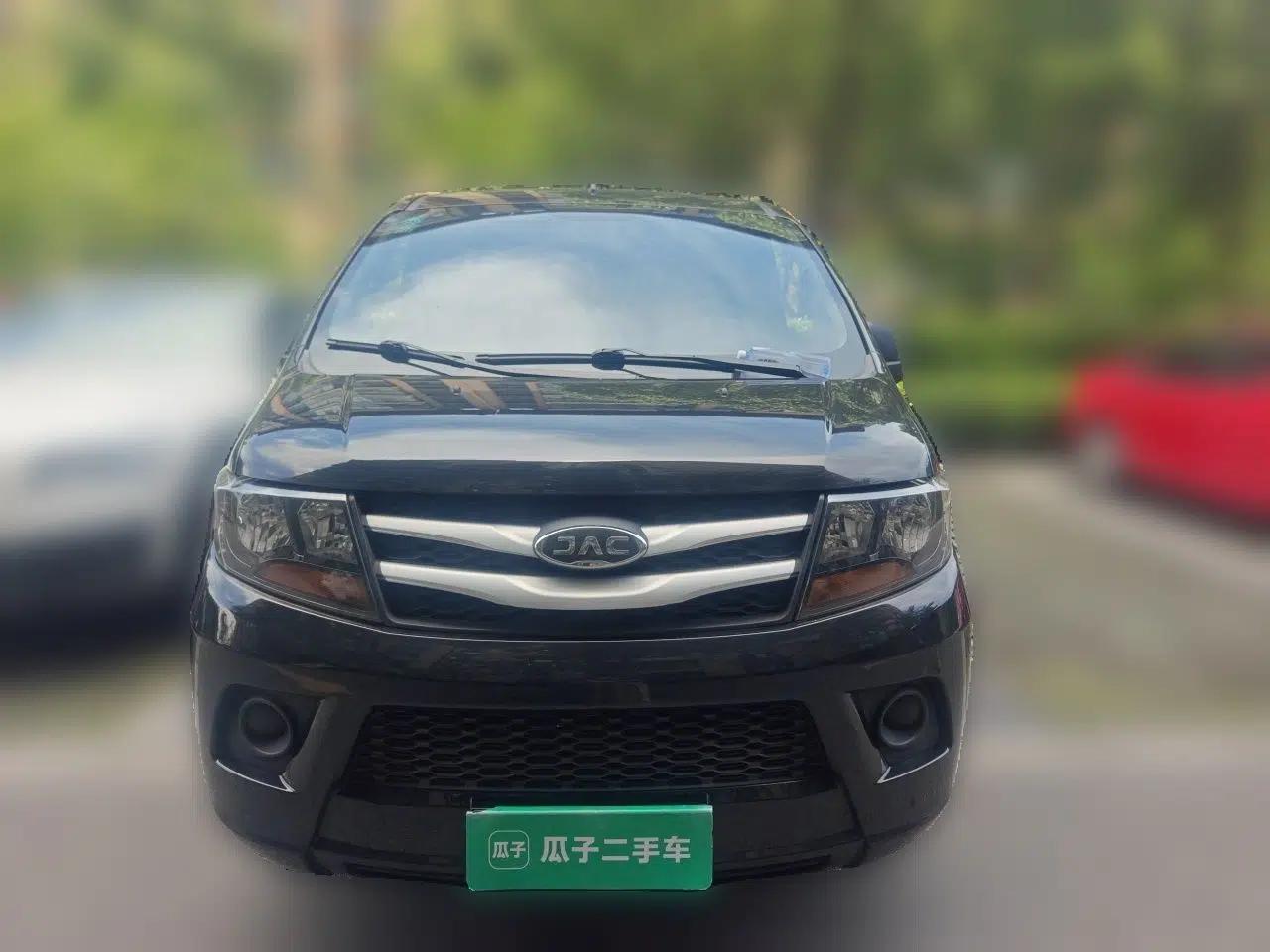 JAC Refine M3 2023 PLUS 1.5T 5/7-seat Classic Edition — миниатюра 2