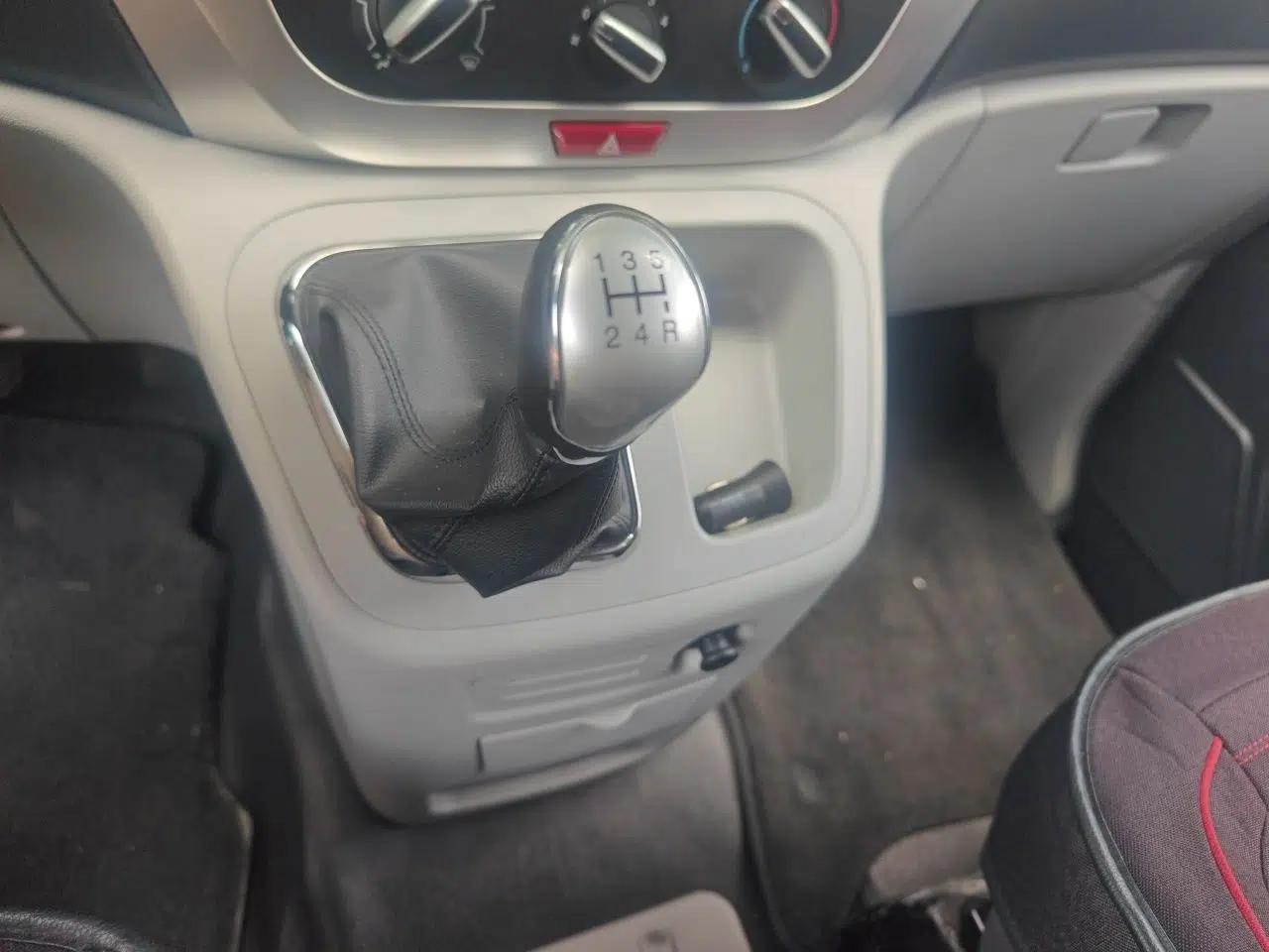 JAC Refine M3 2023 PLUS 1.5T 5/7-seat Classic Edition — миниатюра 13