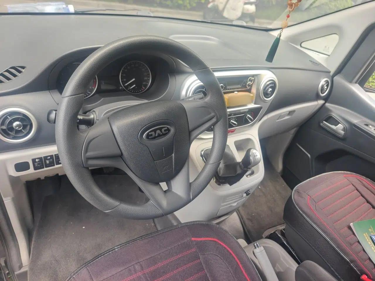JAC Refine M3 2023 PLUS 1.5T 5/7-seat Classic Edition — миниатюра 18