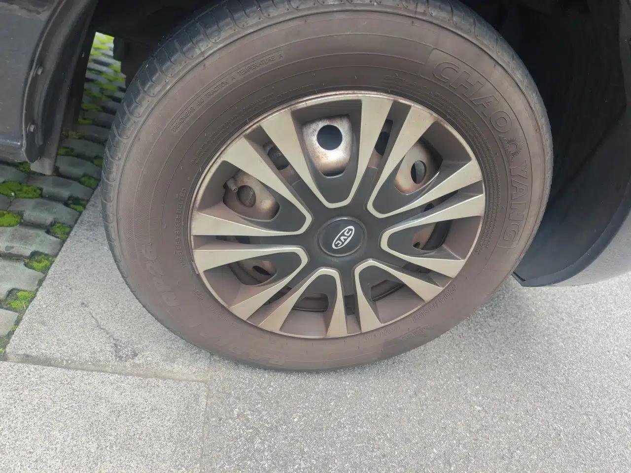 JAC Refine M3 2023 PLUS 1.5T 5/7-seat Classic Edition — миниатюра 8