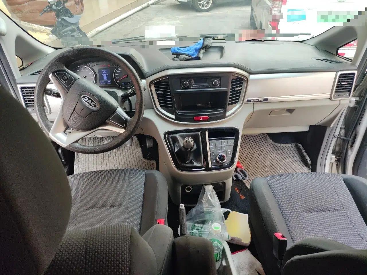 JAC Refine M4 2018 2.0L Manual Express Version — миниатюра 9
