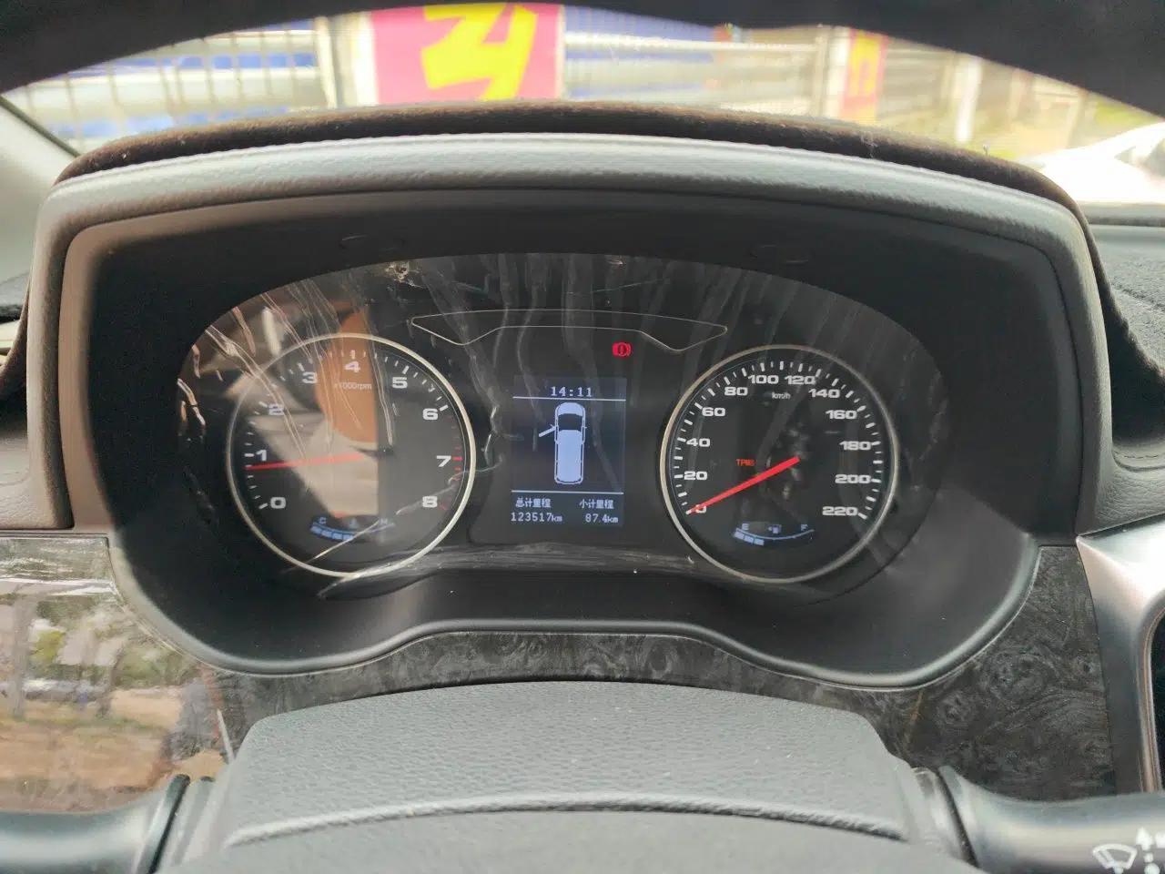 JAC Refine M4 2016 2.0L Manual Luxury Version — миниатюра 11