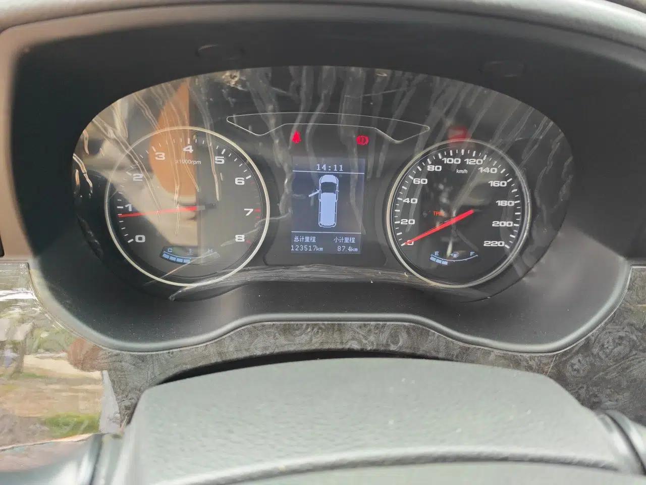 JAC Refine M4 2016 2.0L Manual Luxury Version — миниатюра 12