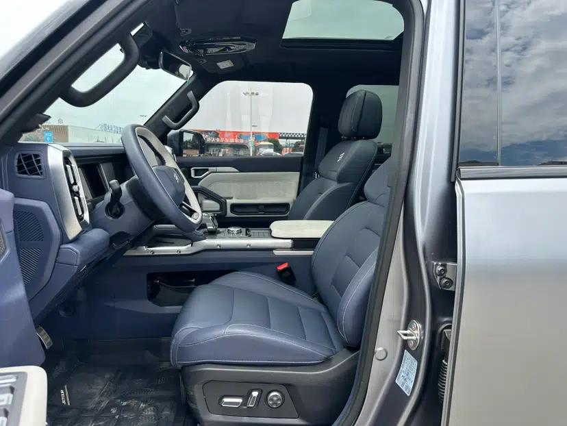 JETOUR Shanhai Traveler C-DM 2024 C-DM 208KM Mountain & Wilderness Edition — миниатюра 16