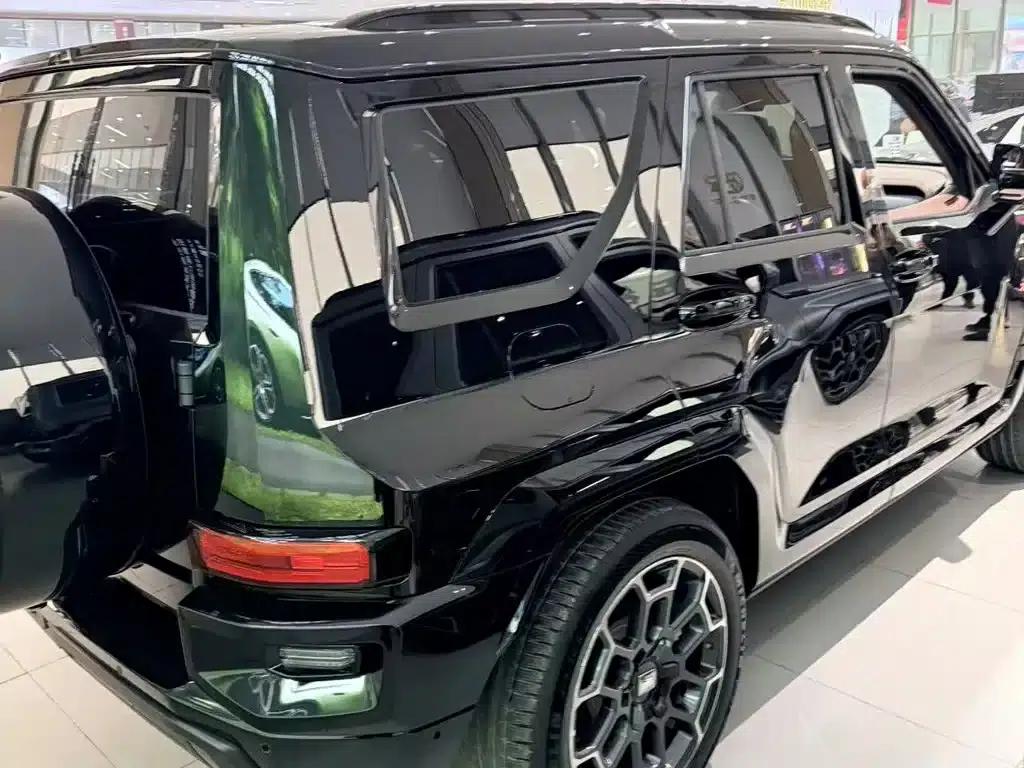 Tank 700 New Energy 2024 Hi4-T Extreme Edition — миниатюра 4