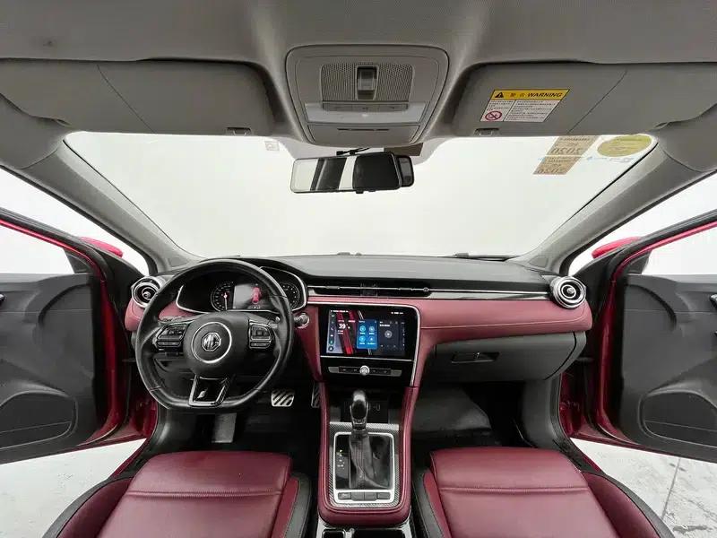 MG6 2017 20T Automatic Trophy Premium Internet Edition — миниатюра 14