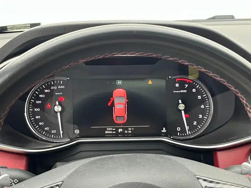 MG6 2017 20T Automatic Trophy Premium Internet Edition — миниатюра 16