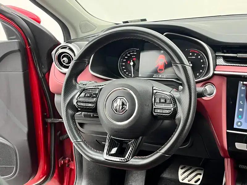 MG6 2017 20T Automatic Trophy Premium Internet Edition — миниатюра 17