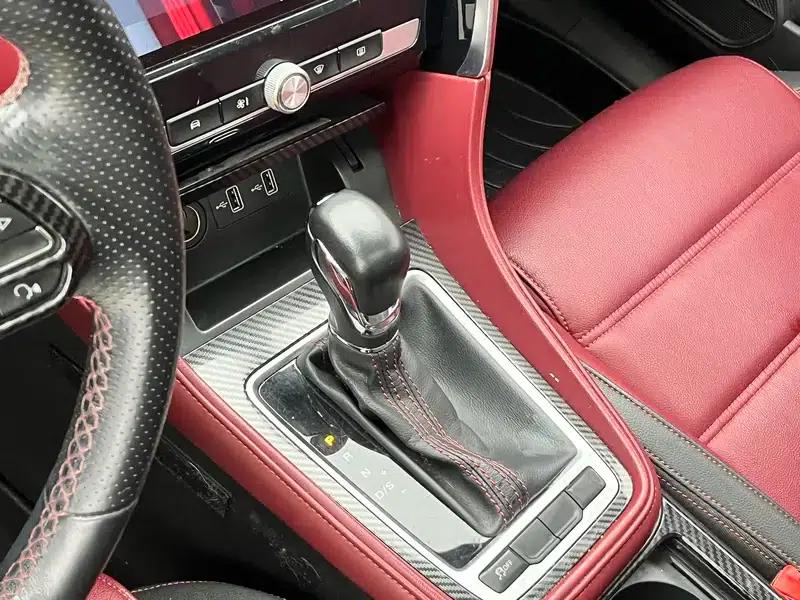 MG6 2017 20T Automatic Trophy Premium Internet Edition — миниатюра 18
