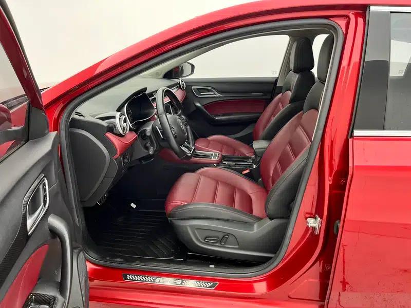 MG6 2017 20T Automatic Trophy Premium Internet Edition — миниатюра 20