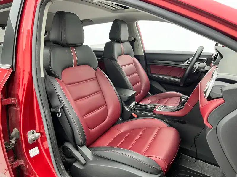 MG6 2017 20T Automatic Trophy Premium Internet Edition — миниатюра 24