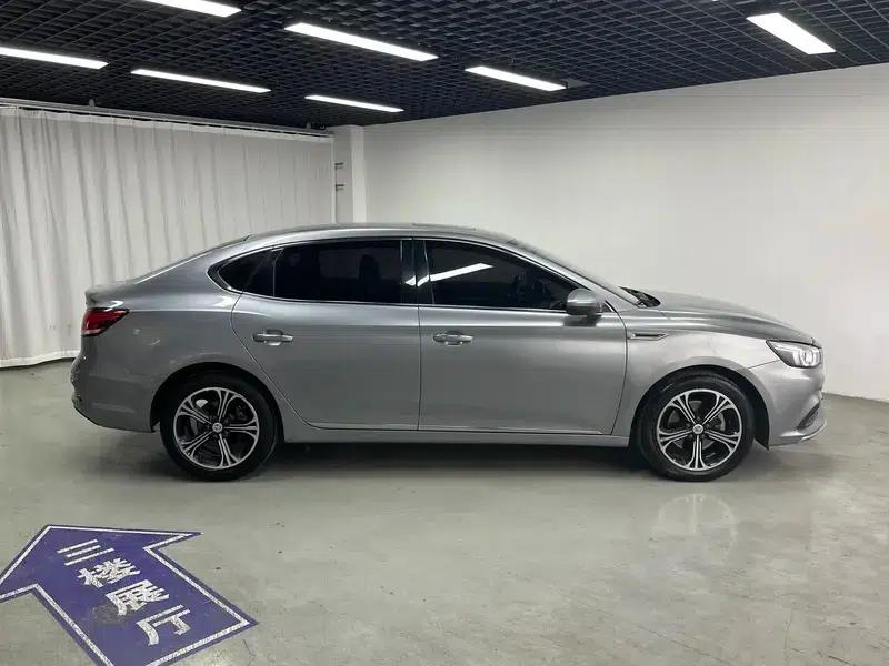 MG6 2017 20T Automatic Luxury Intelligent Edition — миниатюра 8