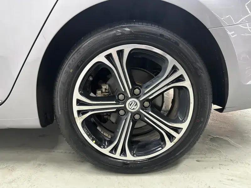 MG6 2017 20T Automatic Luxury Intelligent Edition — миниатюра 9