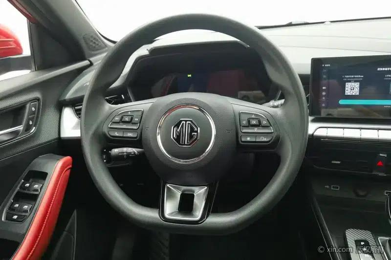 MG5 2021 180DVVT CVT Youth Luxury Edition — миниатюра 14