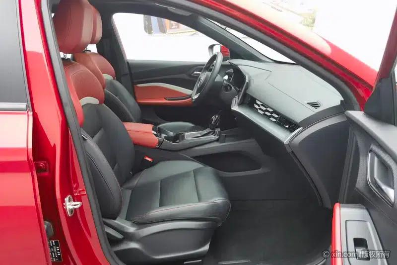 MG5 2021 180DVVT CVT Youth Luxury Edition — миниатюра 19