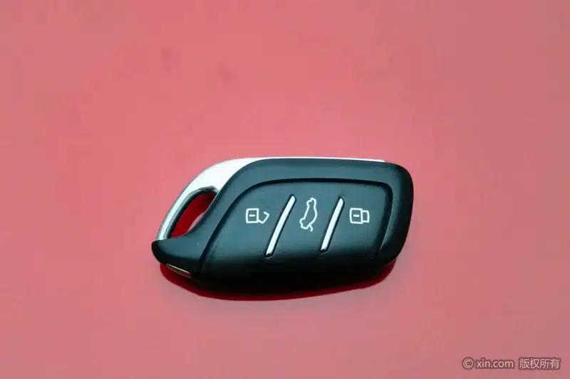 MG5 2021 180DVVT CVT Youth Luxury Edition — миниатюра 6