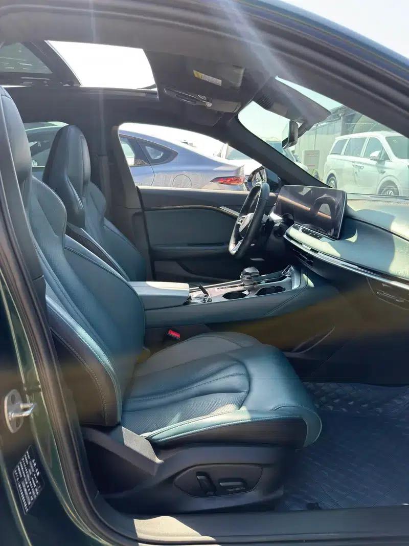 MG7 2023 2.0T Automatic Trophy+ Exhilarating Edition — миниатюра 12