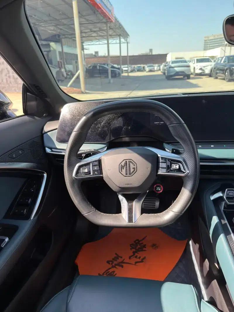 MG7 2023 2.0T Automatic Trophy+ Exhilarating Edition — миниатюра 9