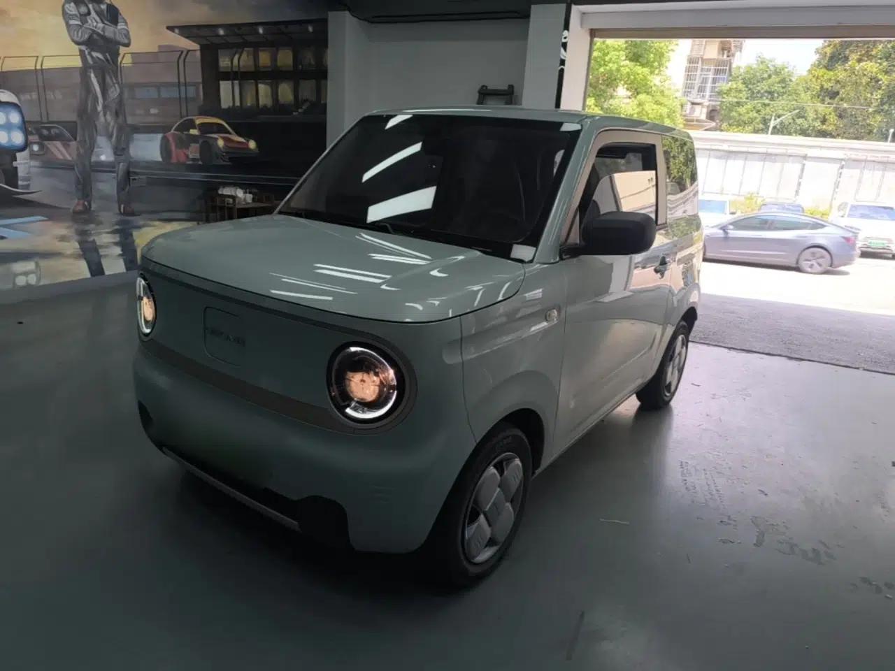Geely Galaxy Panda 2023 Panda Mini 200km Endurance Bear — миниатюра 1