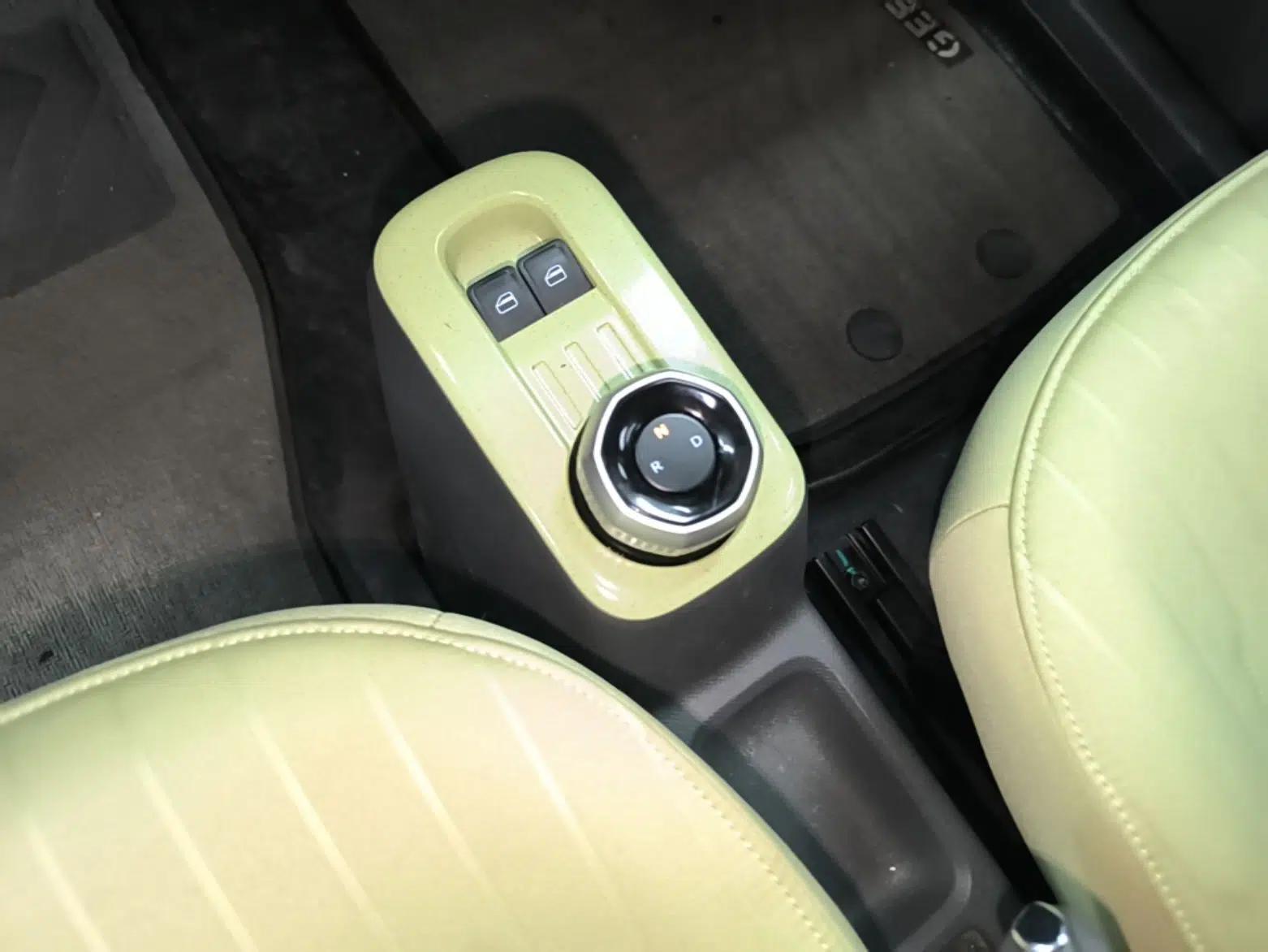 Geely Galaxy Panda 2023 Panda Mini 200km Endurance Bear — миниатюра 16