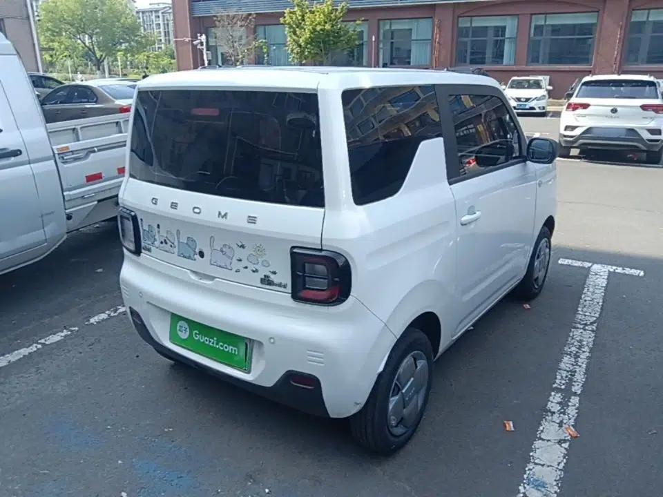 Geely Galaxy Panda 2023 Panda Mini 200km Endurance Bear — миниатюра 6