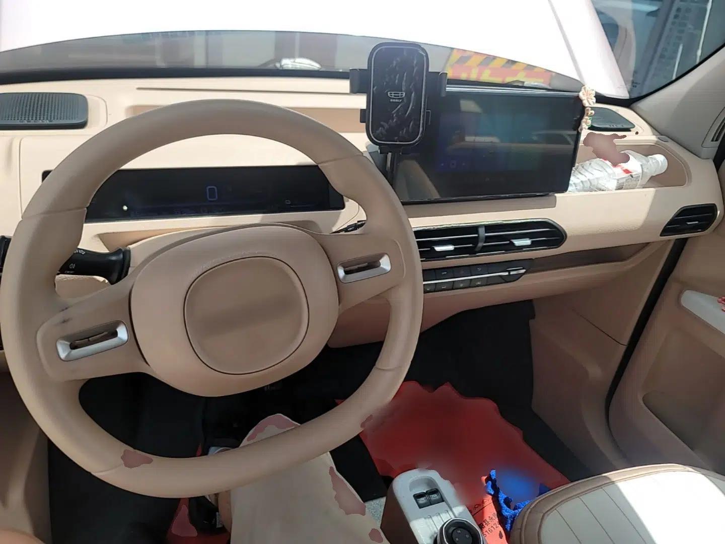 Geely Galaxy Panda 2023 Panda Mini 200km Endurance Bear — миниатюра 12