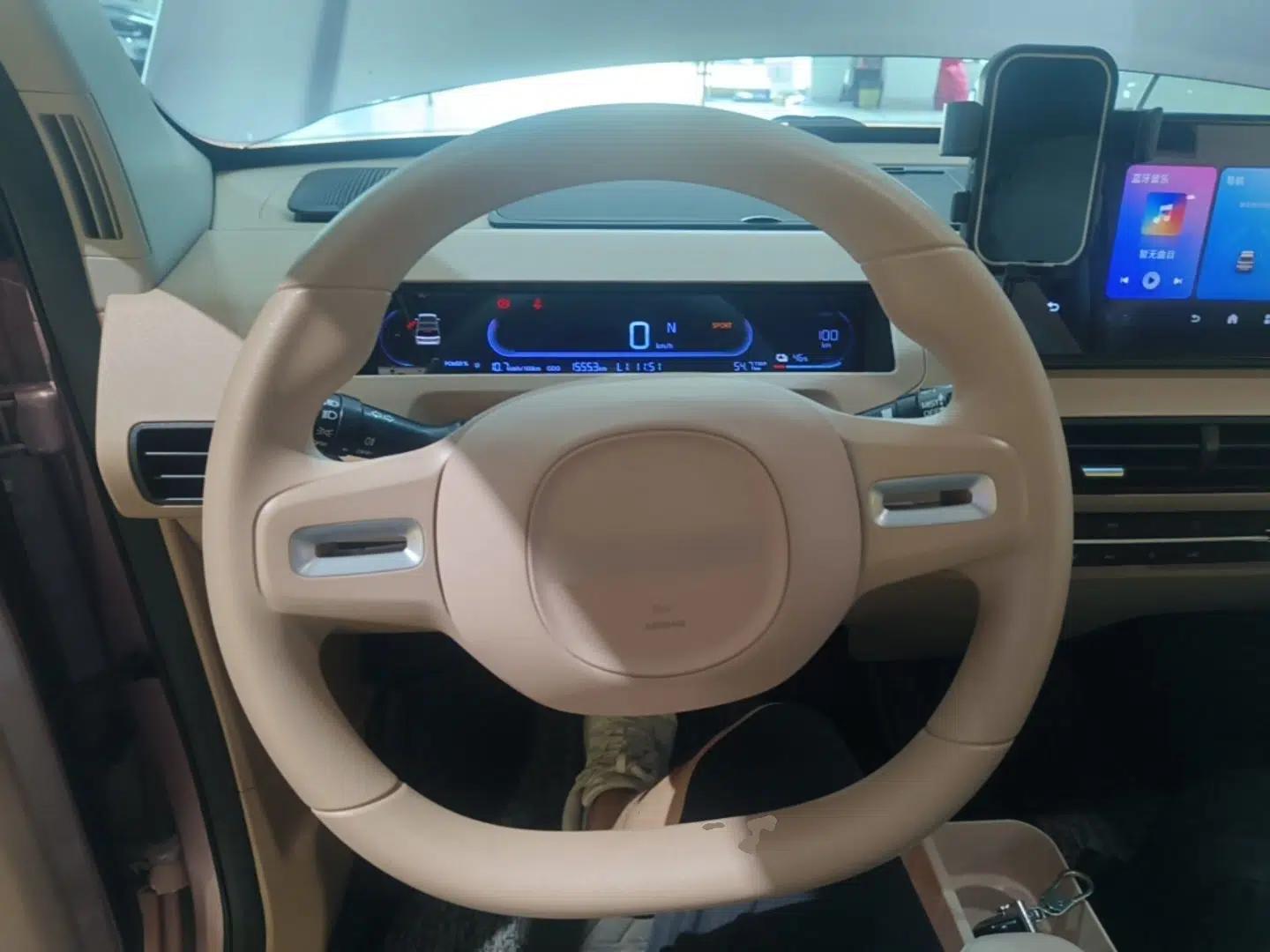 Geely Galaxy Panda 2024 Panda Mini 200km Endurance Bear — миниатюра 13