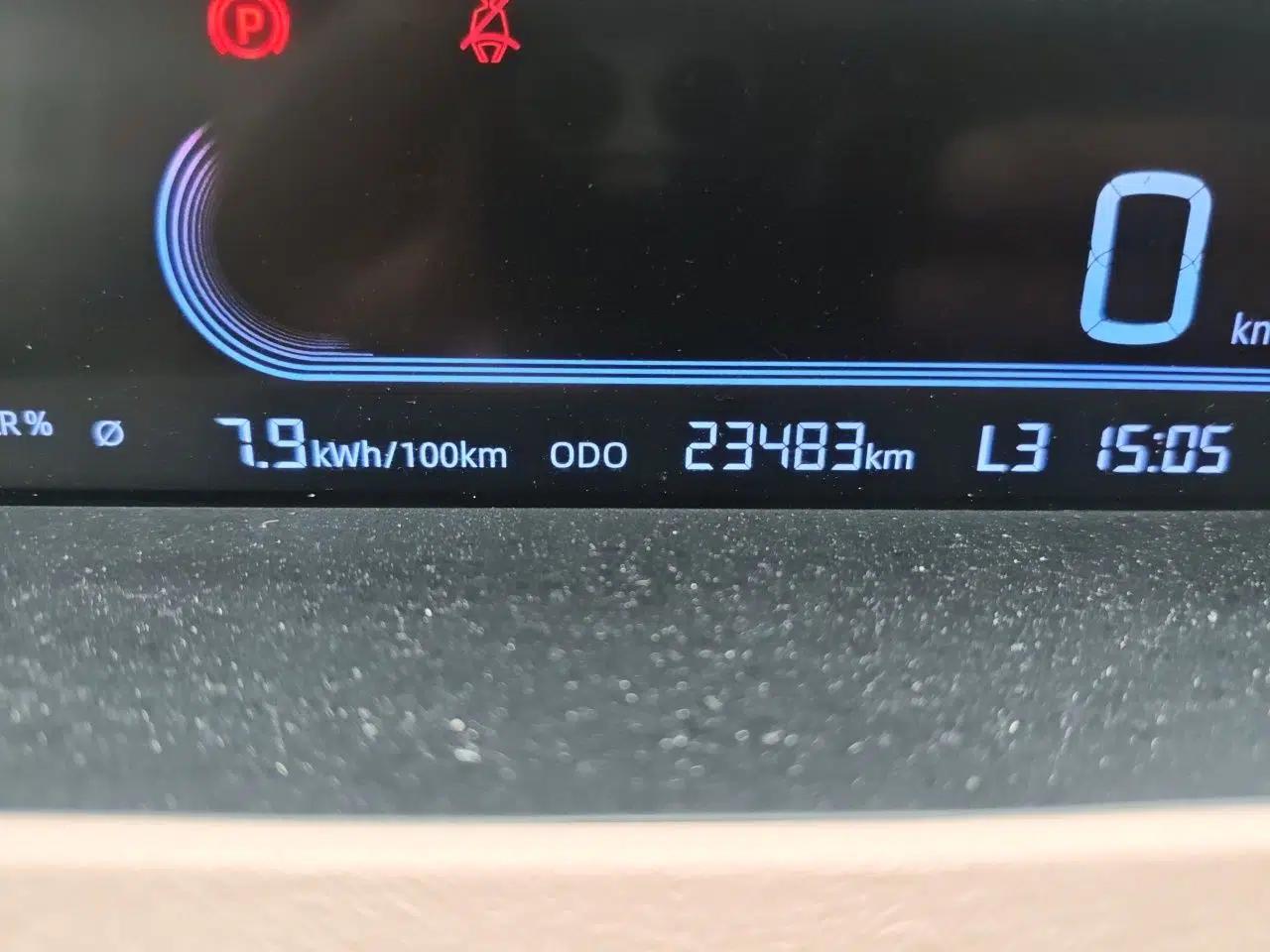 Geely Galaxy Panda 2024 Panda Mini 200km Endurance Bear — миниатюра 12