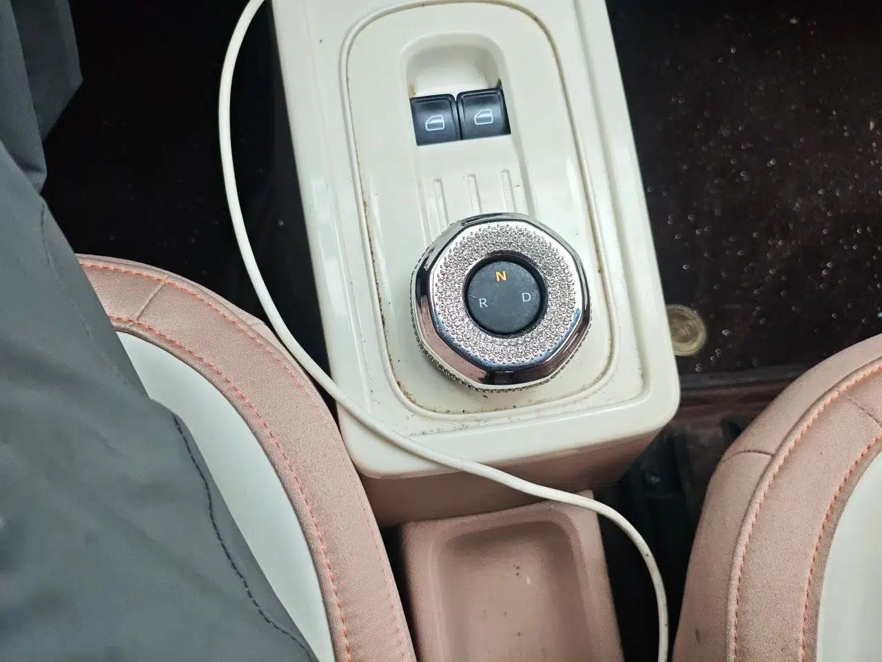 Geely Galaxy Panda 2024 Panda Mini 200km Endurance Bear — миниатюра 14