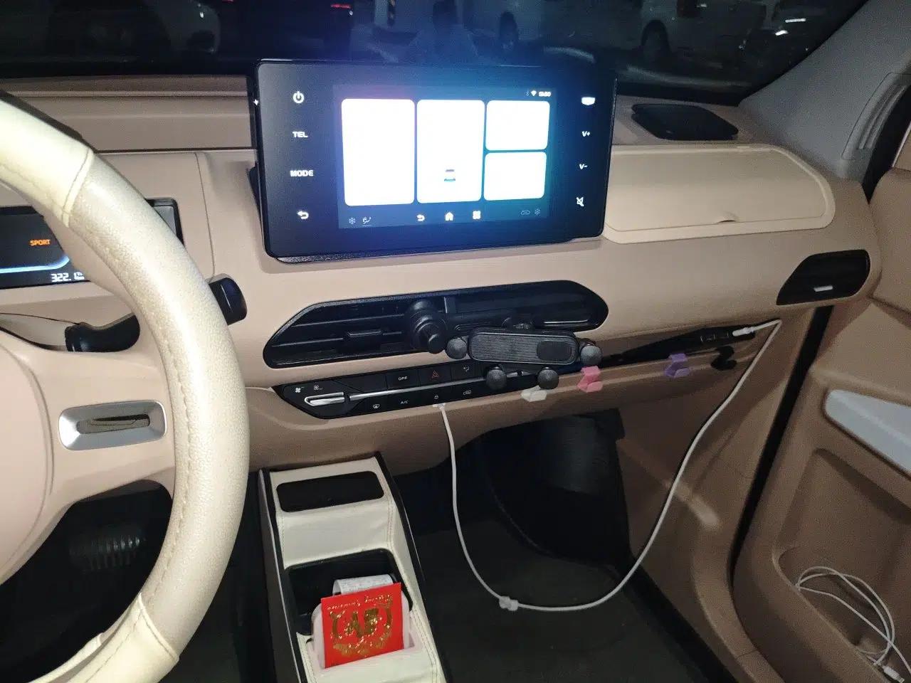 Geely Galaxy Panda 2024 Panda Mini 200km Endurance Bear — миниатюра 13