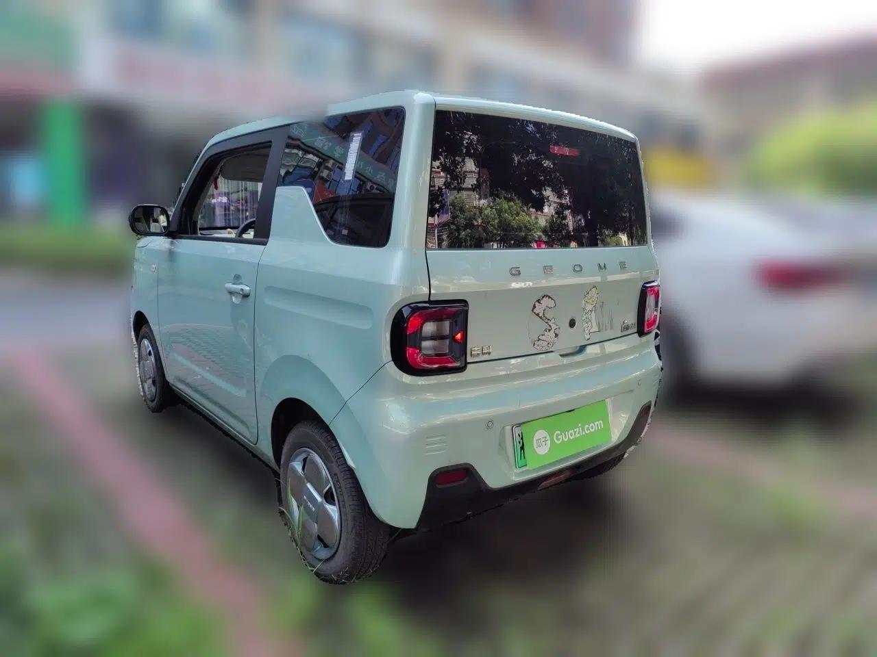 Geely Galaxy Panda 2023 Panda Mini 200km Endurance Bear — миниатюра 4