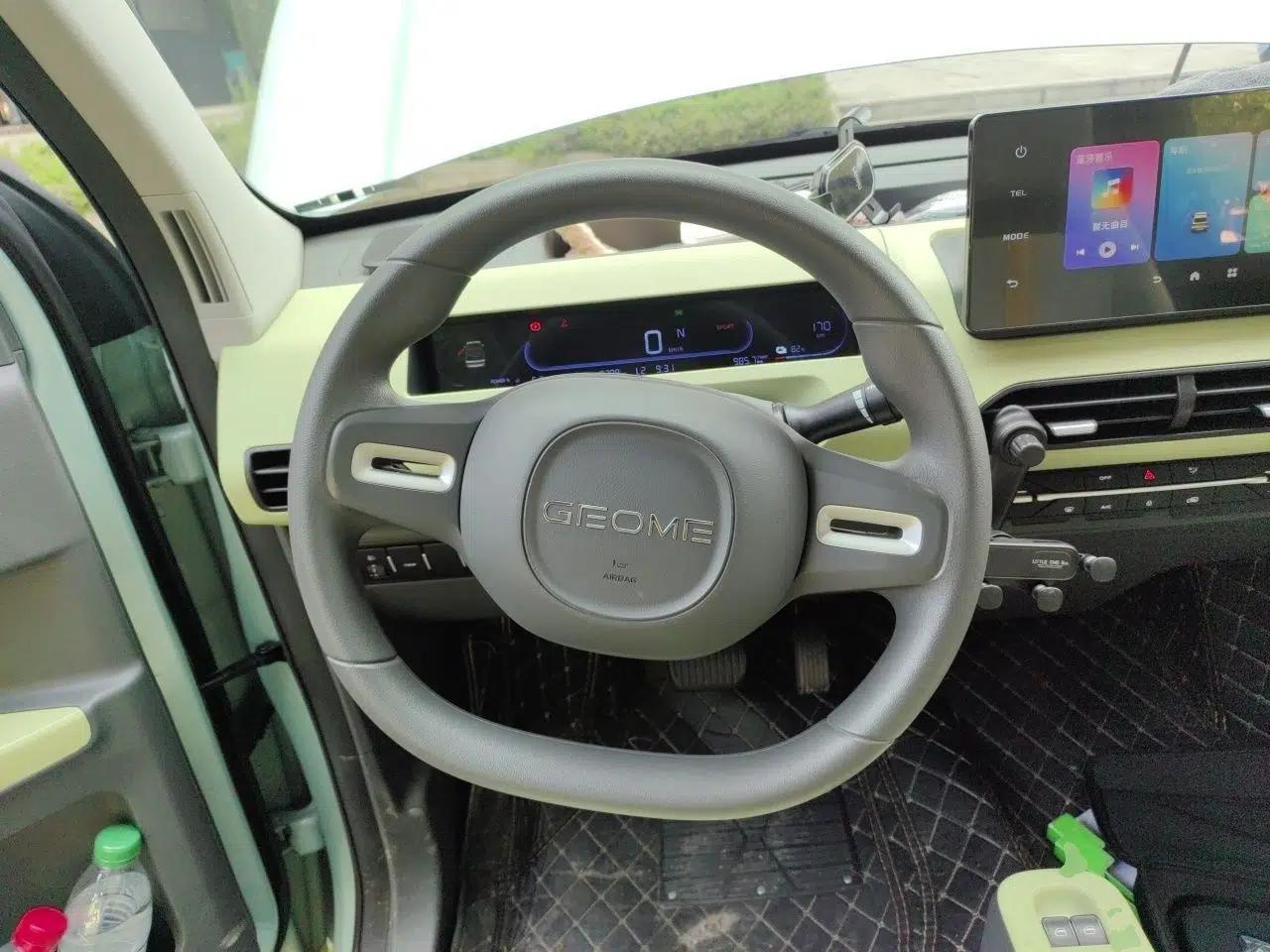 Geely Galaxy Panda 2023 Panda Mini 200km Endurance Bear — миниатюра 10