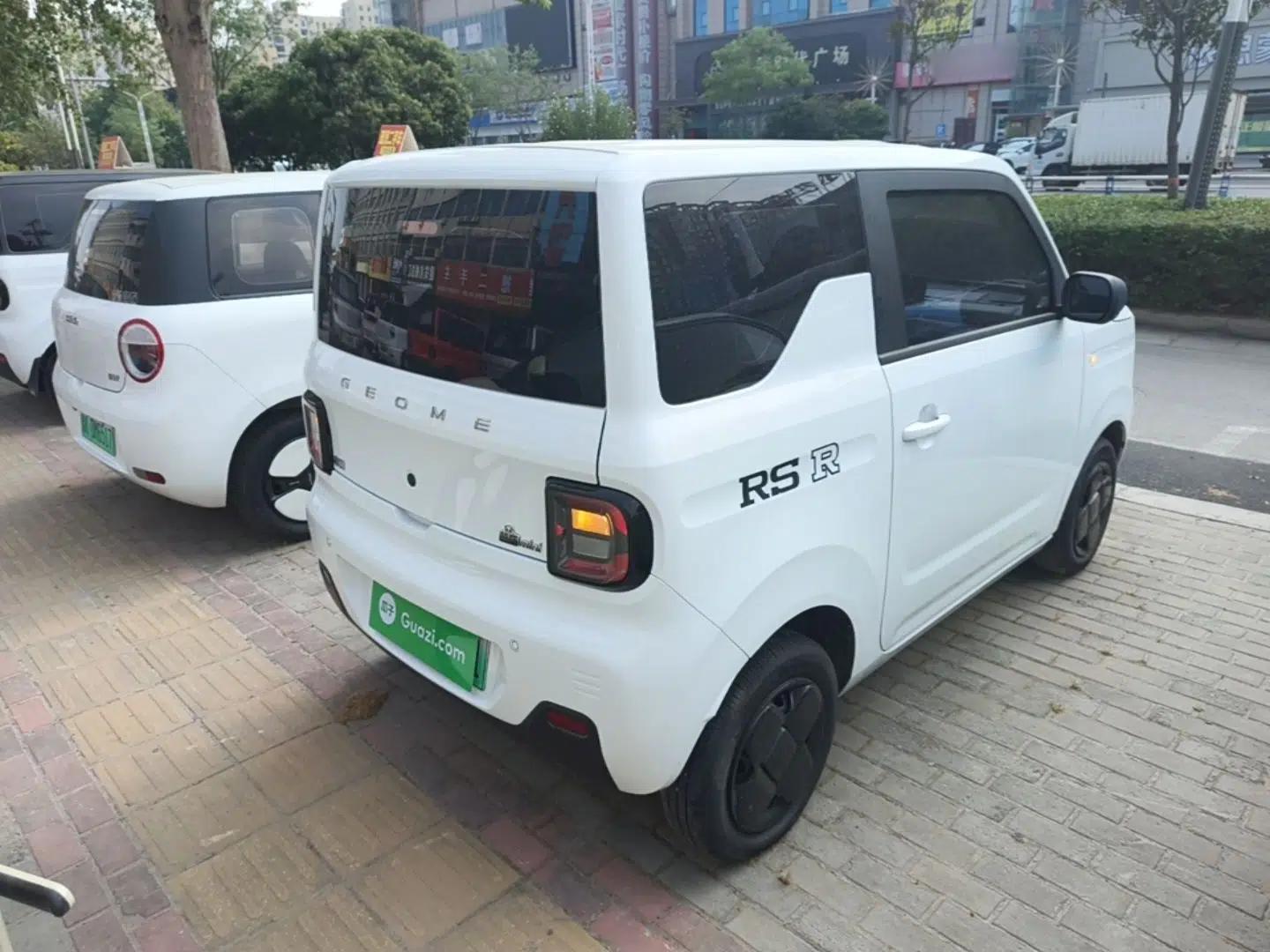 Geely Galaxy Panda 2024 Panda Mini 200km Endurance Bear — миниатюра 6