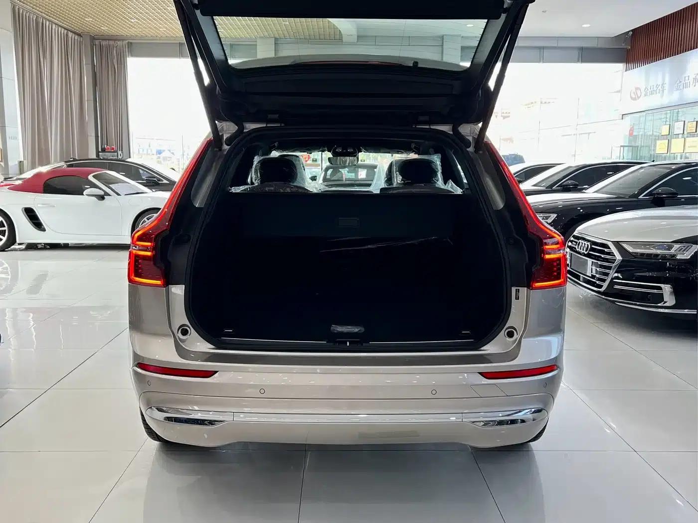 2026 Volvo XC60 B5 AWD Inscription Luxury Edition — миниатюра 21