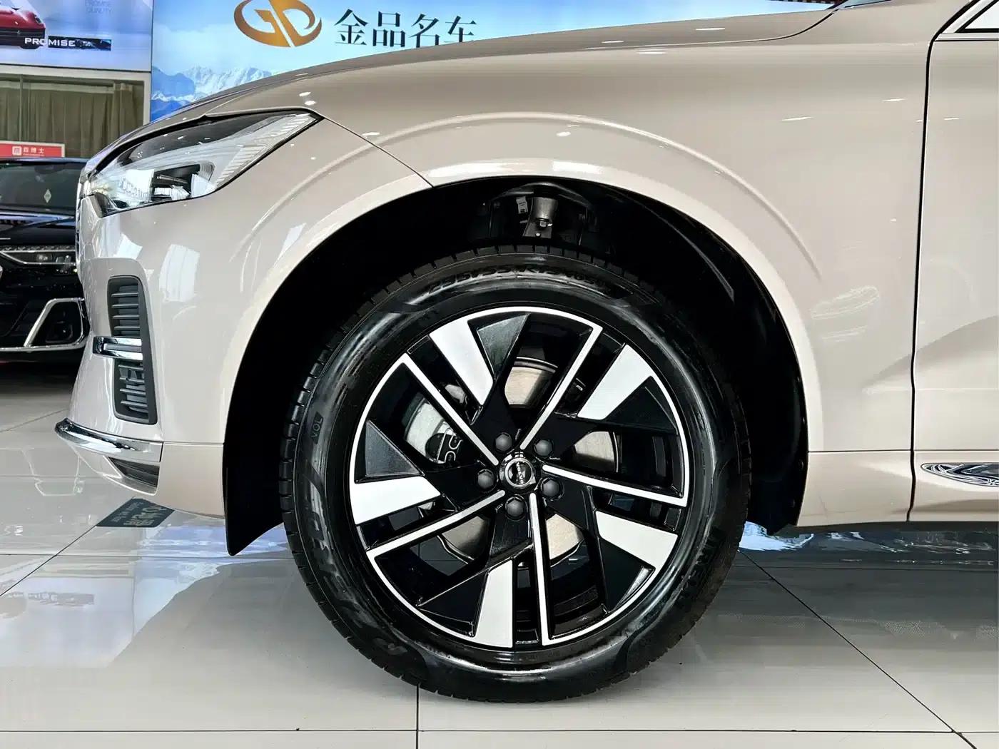 2026 Volvo XC60 B5 AWD Inscription Luxury Edition — миниатюра 22