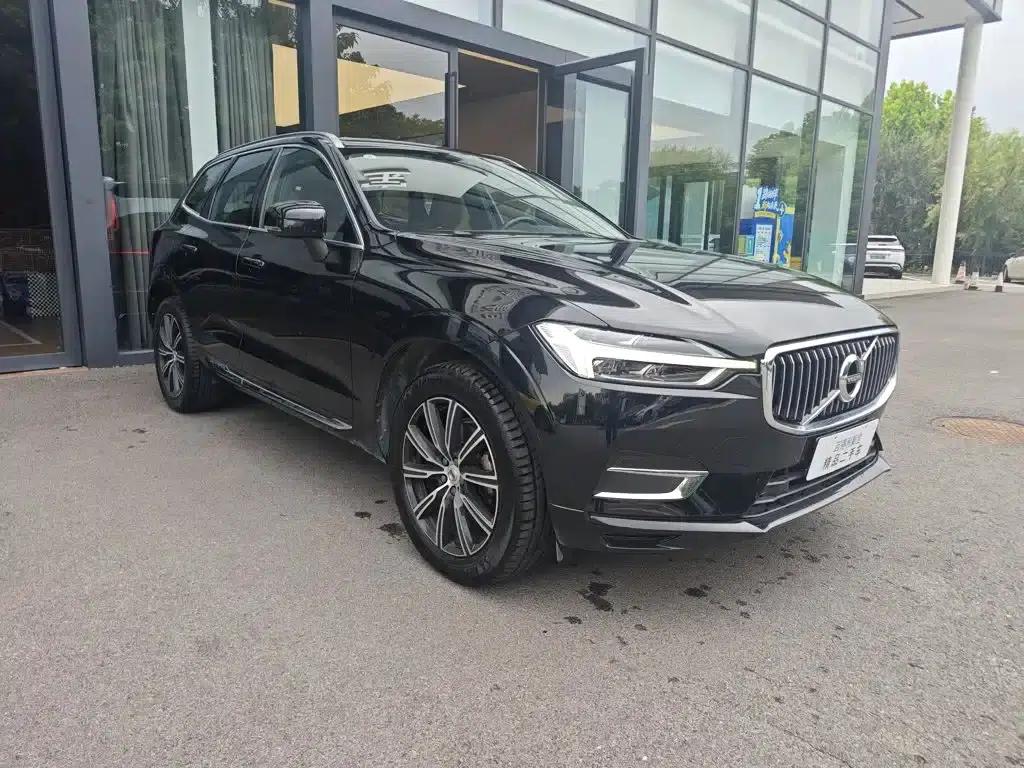 2020 Volvo XC60 T5 AWD Inscription Luxury Edition — миниатюра 2