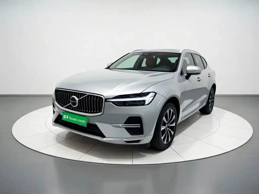 2023 Volvo XC60 B5 AWD Inscription Luxury Edition — миниатюра 1
