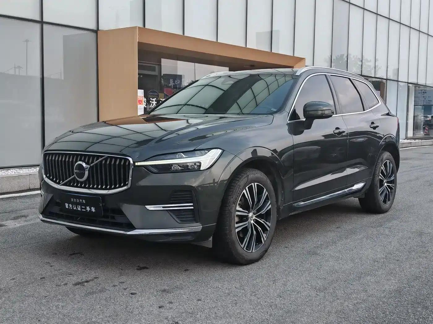 2022 Volvo XC60 B5 AWD Inscription Luxury Edition — миниатюра 1