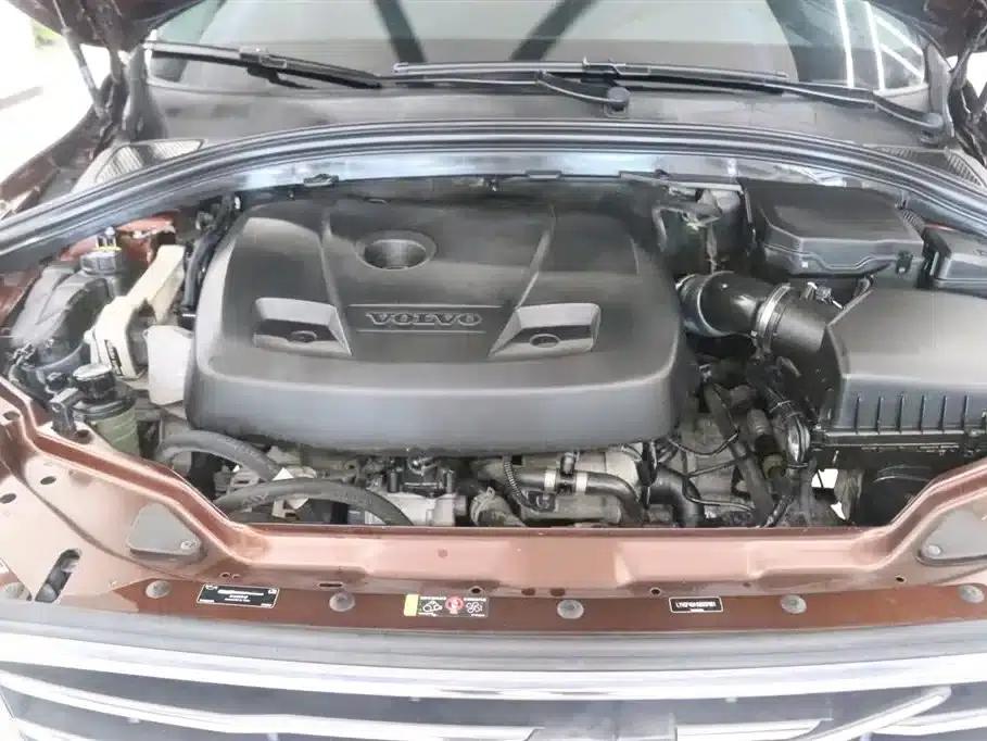 2016 Volvo XC60 T5 Smart Edition — миниатюра 18