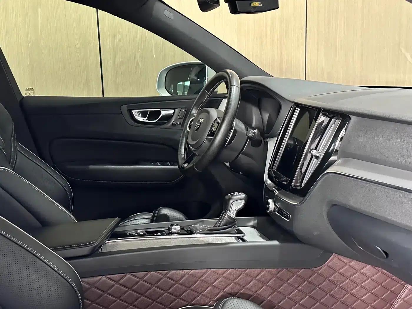 2019 Volvo XC60 T5 AWD Inscription Sport Edition (China VI Emission Standard) — миниатюра 5