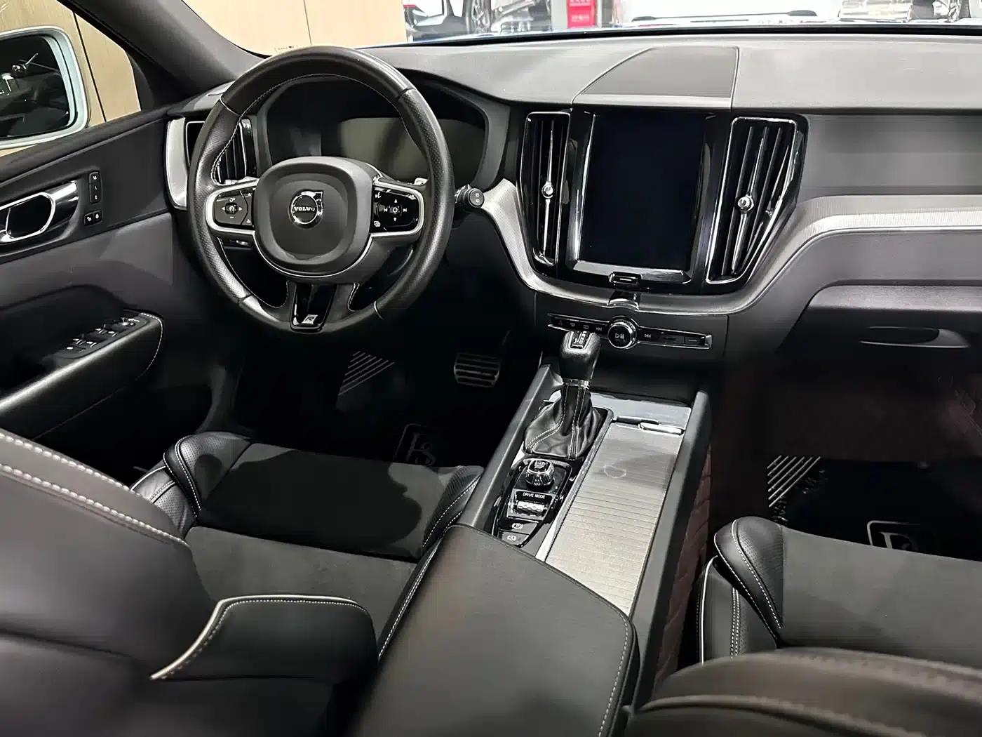 2019 Volvo XC60 T5 AWD Inscription Sport Edition (China VI Emission Standard) — миниатюра 9