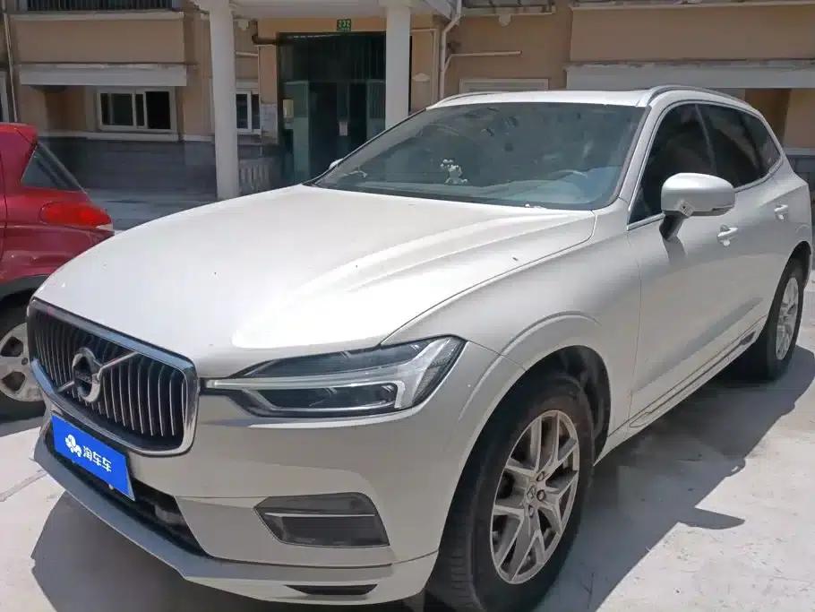 2021 Volvo XC60 T5 AWD Inscription Luxury Edition — миниатюра 1