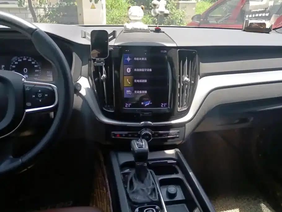 2021 Volvo XC60 T5 AWD Inscription Luxury Edition — миниатюра 13