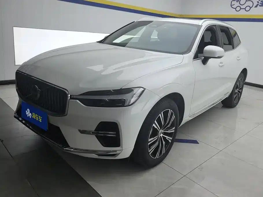 2022 Volvo XC60 B5 AWD Inscription Luxury Edition — миниатюра 1
