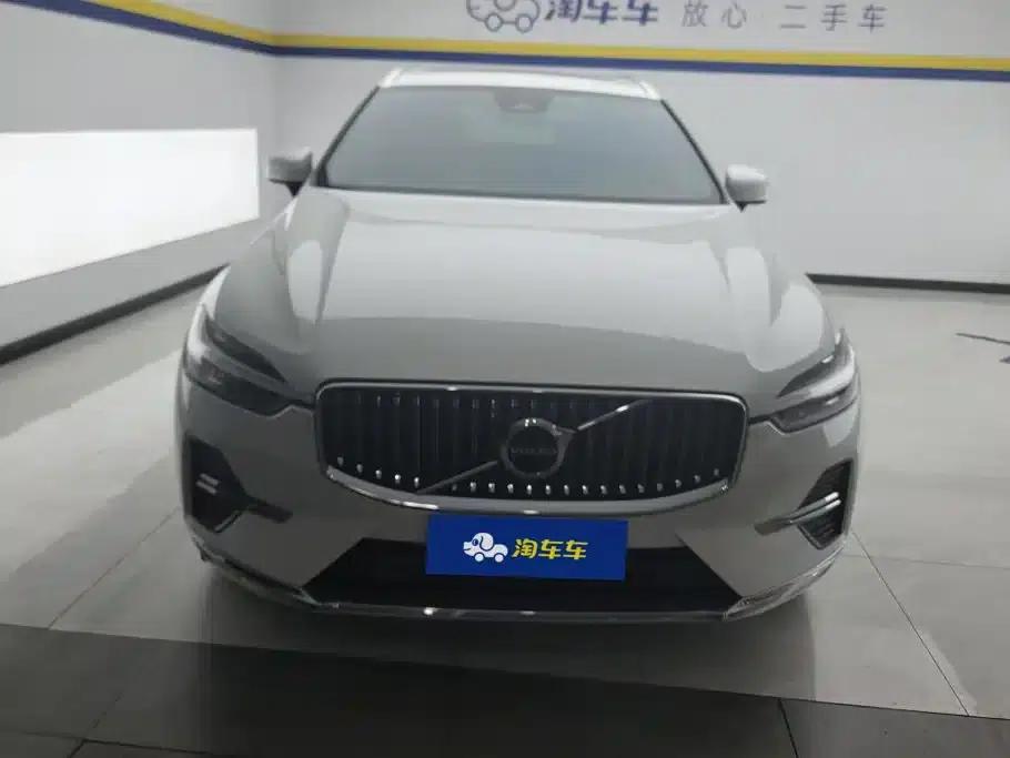2022 Volvo XC60 B5 AWD Inscription Luxury Edition — миниатюра 2